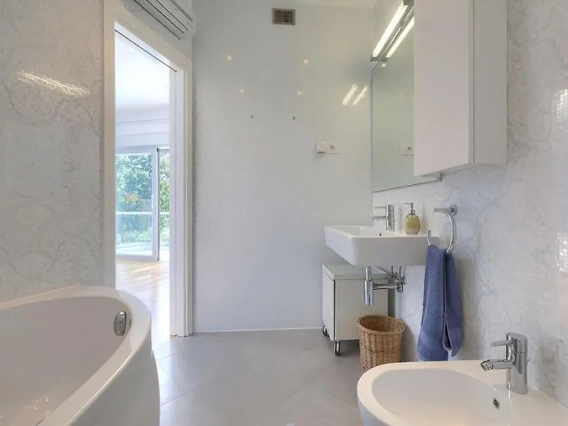 Villa Bobos Place With Jacuzzi 46E Umag