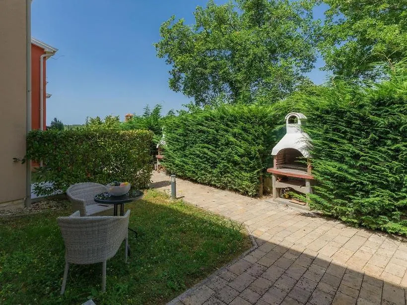 Villa Bobos Place With Jacuzzi 46E Umag